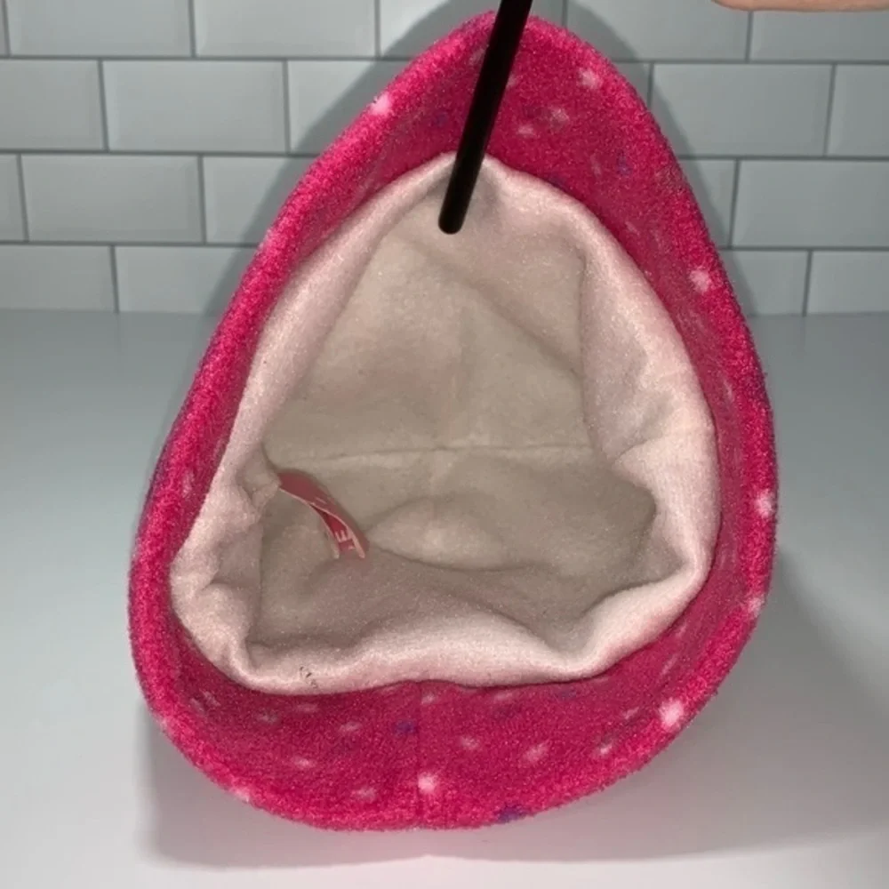 Hello Kitty youth fleece hat with polka dots & bow.  100% polyester. ‎ GUC